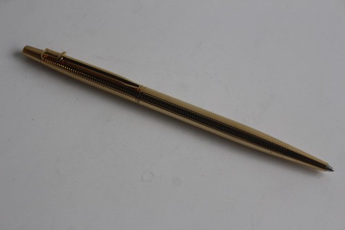 Caran ache stylo bille - d'ache,
