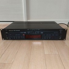 Lettore CD/MD TASCAM