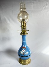 Ancienne lampe à pétrole en