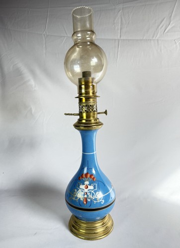 Ancienne lampe pétrole - ancienne, en