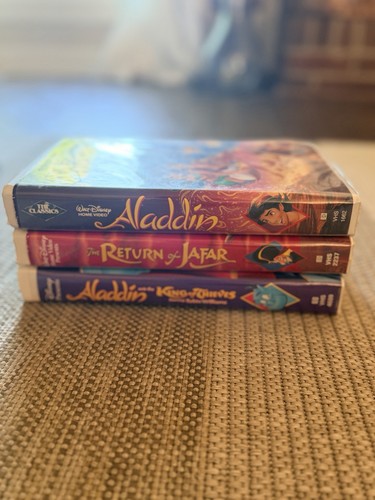 Disney aladdin vhs trilogy lot - disney,