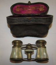 Antico binocolo da teatro