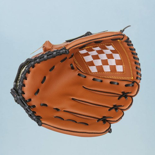 Thrower training pitcher - training,