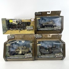 Forces of Valor US 82° M4A1 Sherman Iraqi T-72 German Tiger 1 carro armato pressofuso 1:72