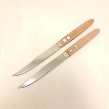 (2) Coltello da bistecca vintage Sheffield England Warwick manico in legno