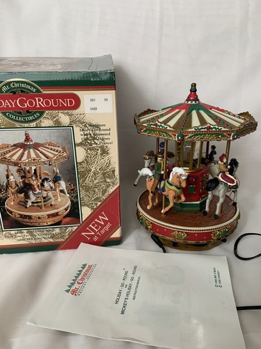Christmas holiday round - mr, go