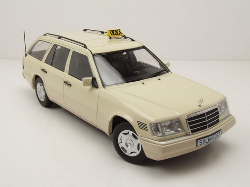 Triple9 mercedes benz - 1/18, mercedes-benz