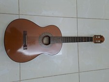 Chitarra Melody Mod.325 Del 1986 Usata In Discreto Stato Con Alcuni Graffi E Seg