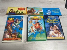 3 VHS DISNEY E PIXAR CON INSERTI TOY STORY ALADDIN GIRO MONDO TIMON E PUMBAA