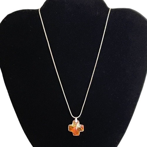 Croce cristallo con tratti - in,