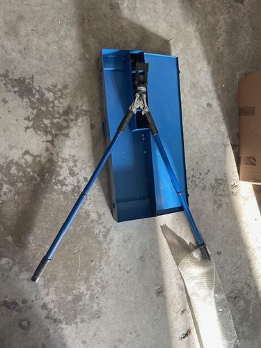 Pinza per connettori di - per,