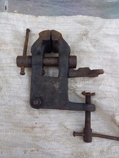 Antica Morsa In Ferro piccola