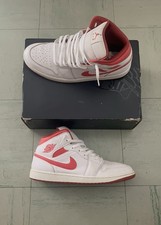 Nike Air Jordan 1 Mid - Size