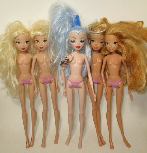 Winx club bambola - nuda, lotto