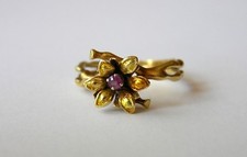 18K YELLOW GOLD FLOWER RING