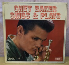 LP – CHET BAKER : SINGS & PLAYS [TI20]