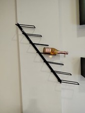 Mensola cantinetta bottiglie vino calici bicchieri legno bronzo rustico pallet