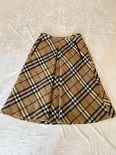 Gonna in lana svasata a quadri