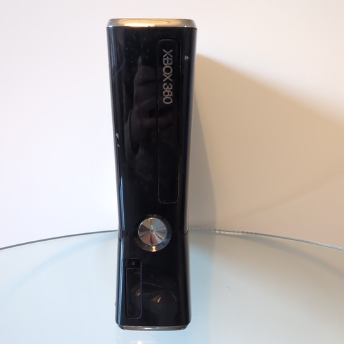 Xbox 360 slim nera modello - s,