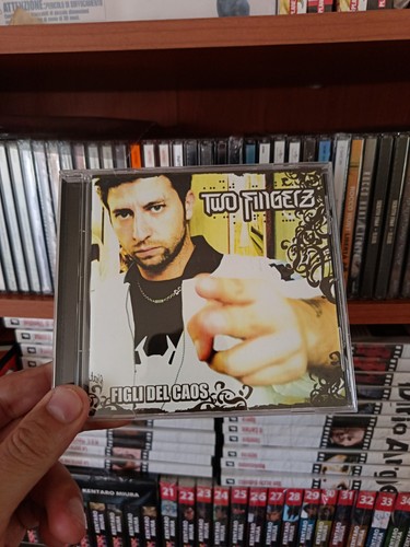 Two fingerz figli del - fingerz,
