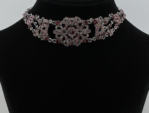 Collana girocollo stile