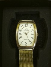 orologio da polso al quarzo