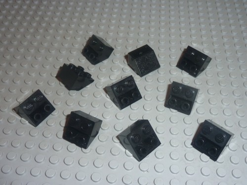 Lego black slope brick - 10,