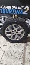 Cerchi e gomme Jeep Renegade con 2 gomme firestone  e 2 goodyear dot vecchio