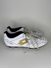 lotto tacchetti calcio stadio