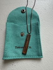 Collana con ciondolo a
