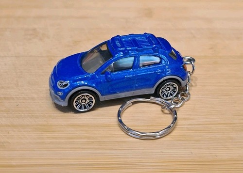Modello pressofuso auto - 1/64,