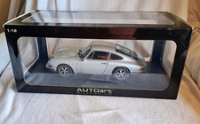 Porsche 911 S 1967 1:18