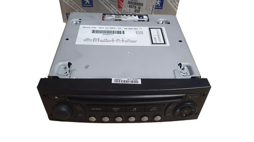 Autoradio mp3 nuovo - cd,