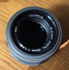 Olympus M.Zuiko Digital ED 45