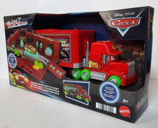 Cars Disney MACK GLOW Racers