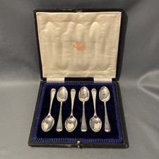 Set di sei cucchiaini con