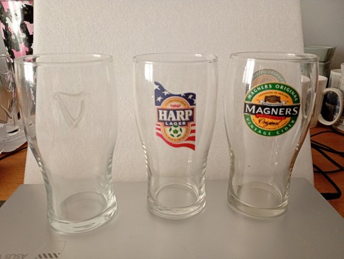 Pint glasses vintage - x,