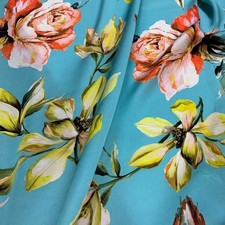 Tessuto Pura Seta Rose E Gigli