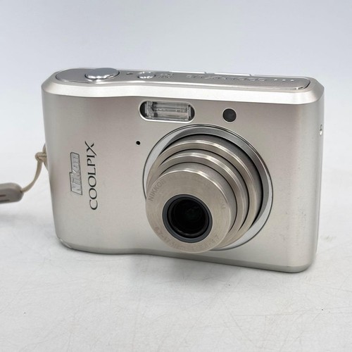 Fotocamera digitale compatta
