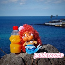 Autentico peluche CRYBABY