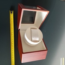 Caricatore per orologi