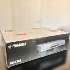 YAMAHA CD-S303 CD Player
