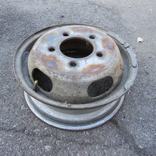Cerchio in ferro per Nissan Trade 1986-2001 5JX15 5x160 usato (77732)