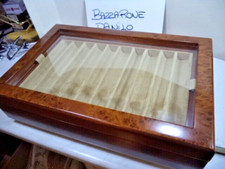 Vetrina in Legno radica