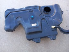 SERBATOIO CARBURANTE GASOLIO RENAULT CAPTUR 2016 COD. 8201127628  8201127630