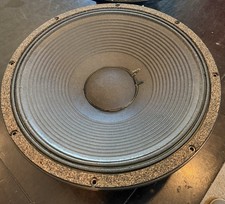 Enorme altoparlante subwoofer