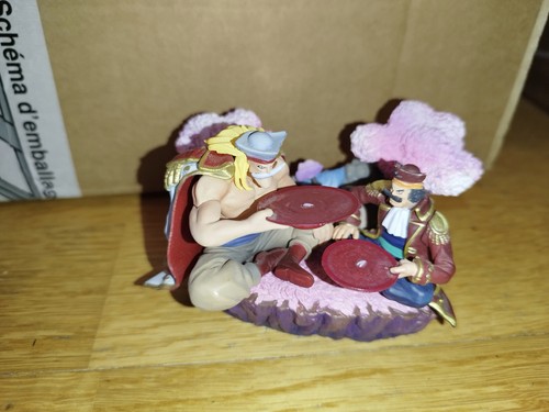 Figurine gashapon one - figurine, piece