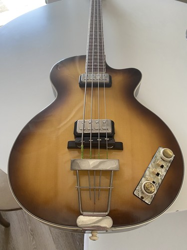 Basso elettrico corde - elettrico,