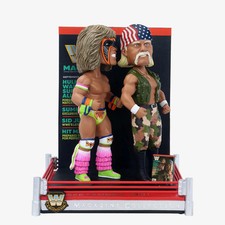 Copertina rivista Hulk Hogan Ultimate Warrior Superstar Alliance WWE Bobblehead