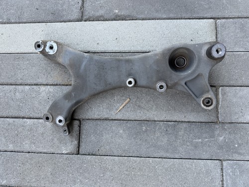 Staffa supporto marmitta kymco - staffa,
